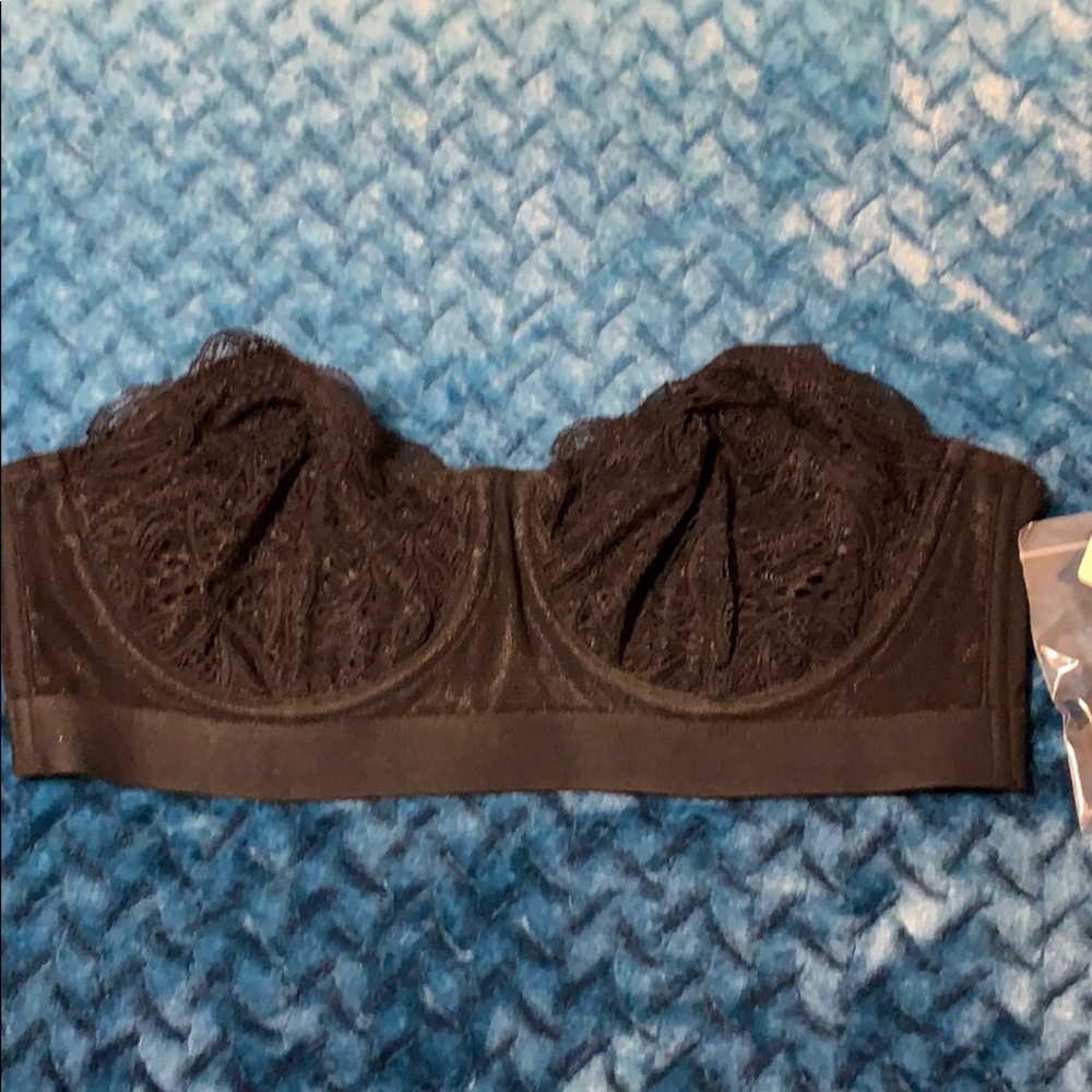 Lively strapless bra